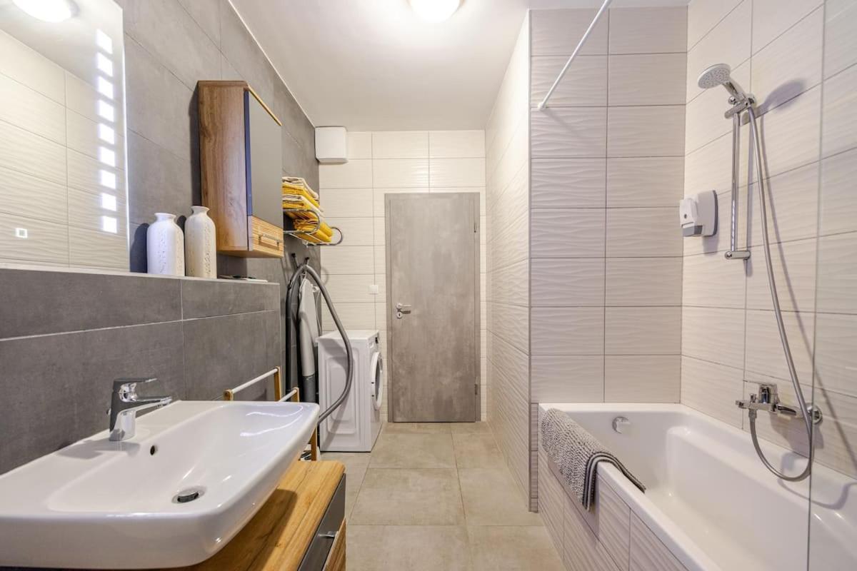 Bp Garden Apartment بودابست المظهر الخارجي الصورة
